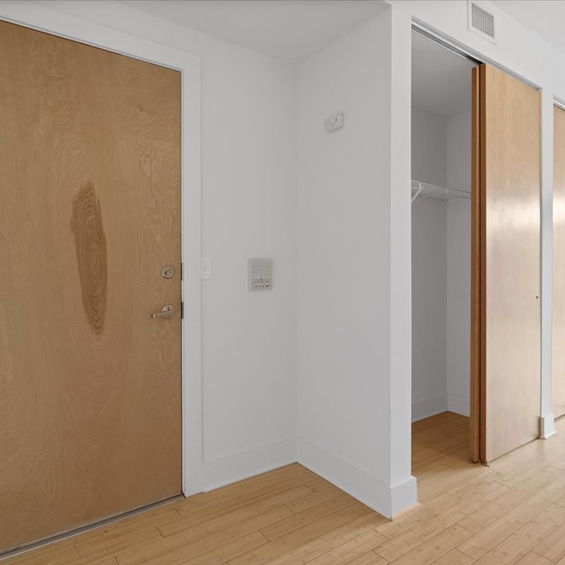 interior of Apt. 32