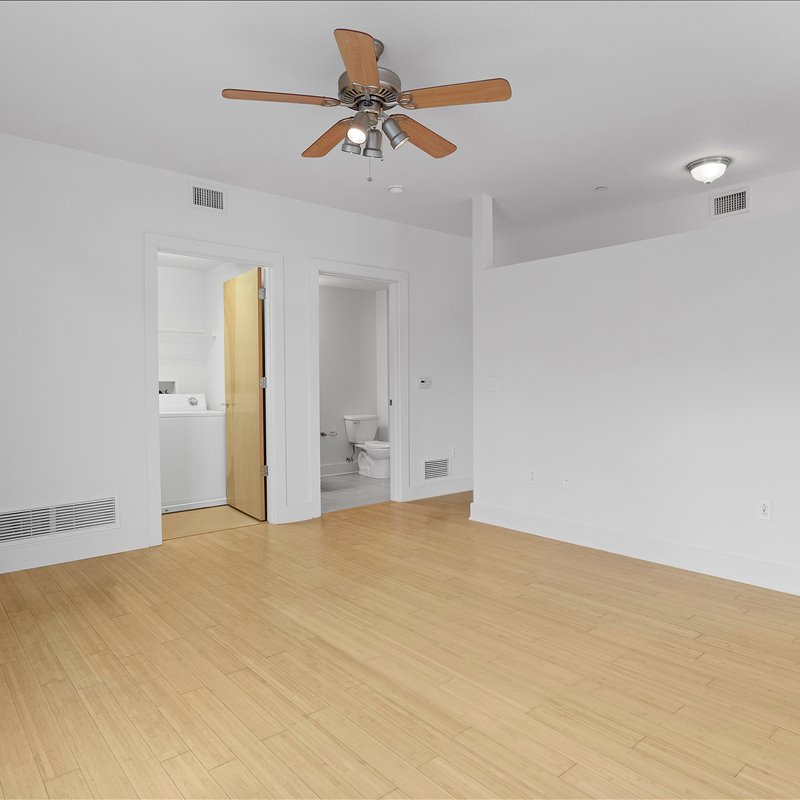 interior of Apt. 32