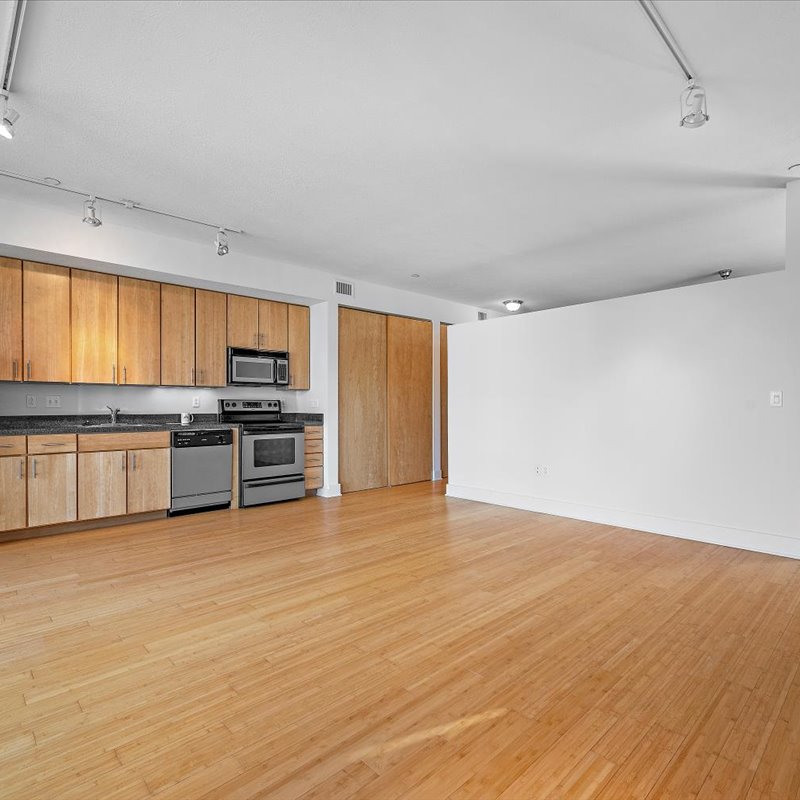 interior of Apt. 33