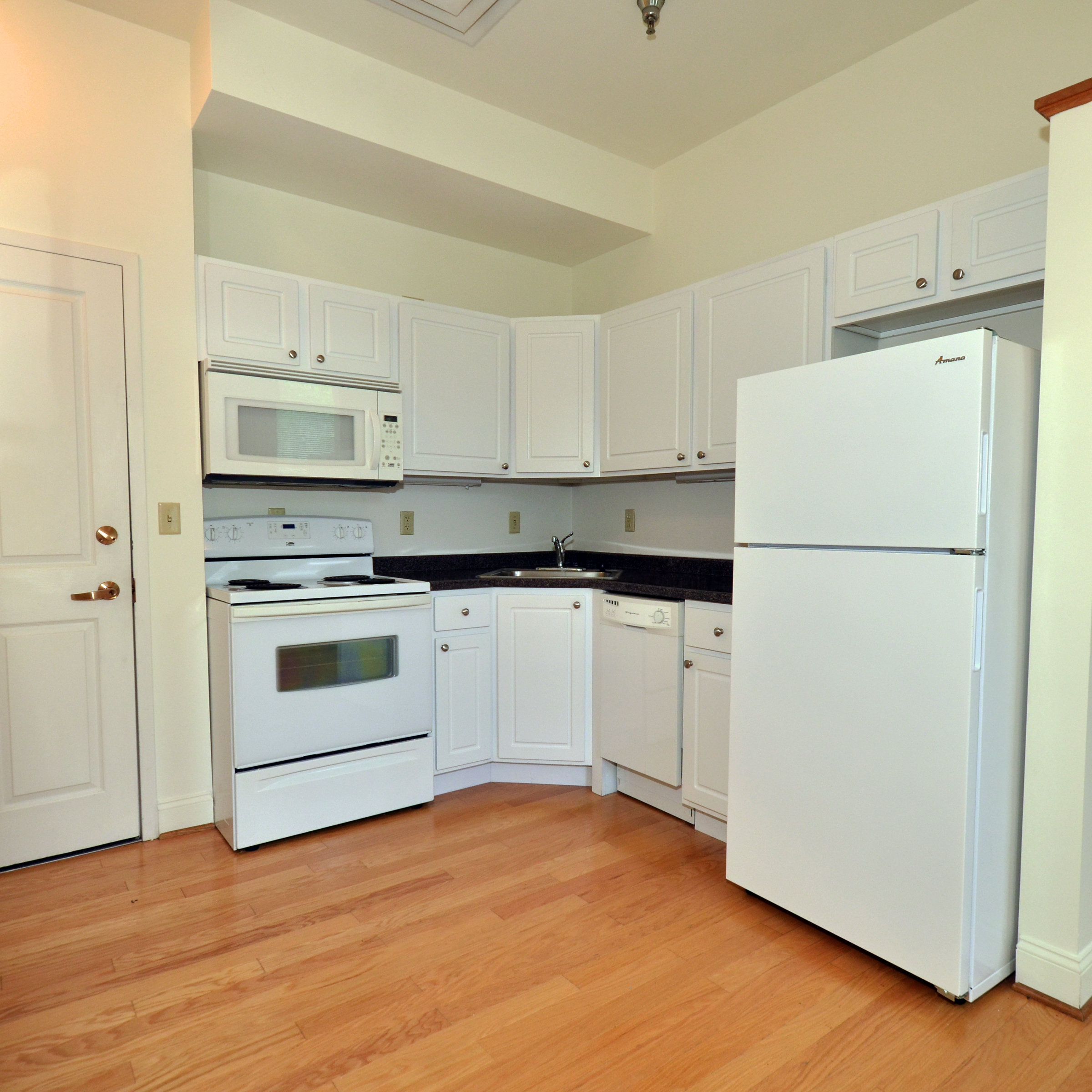 interior of Apt. 21