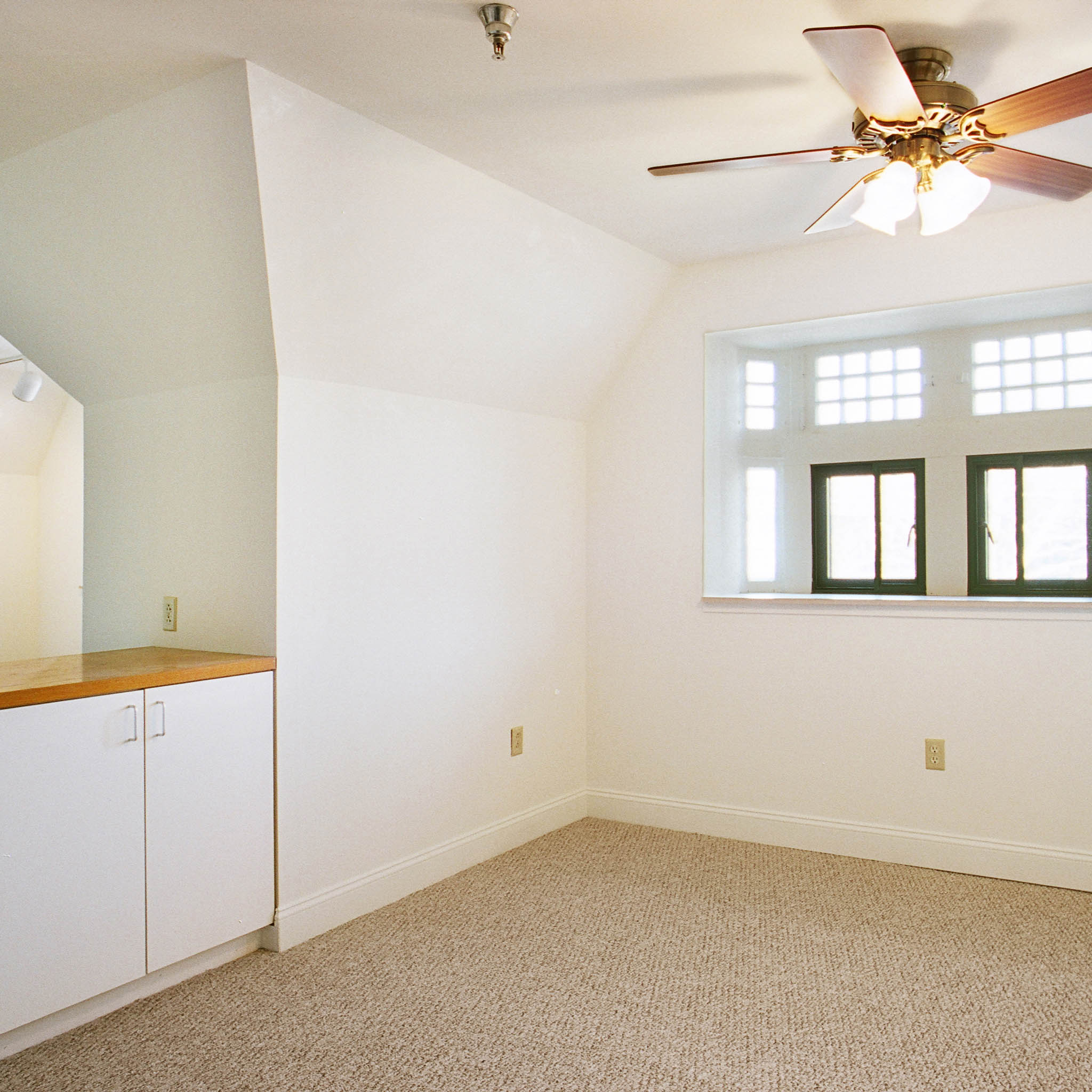 interior of Apt. 31