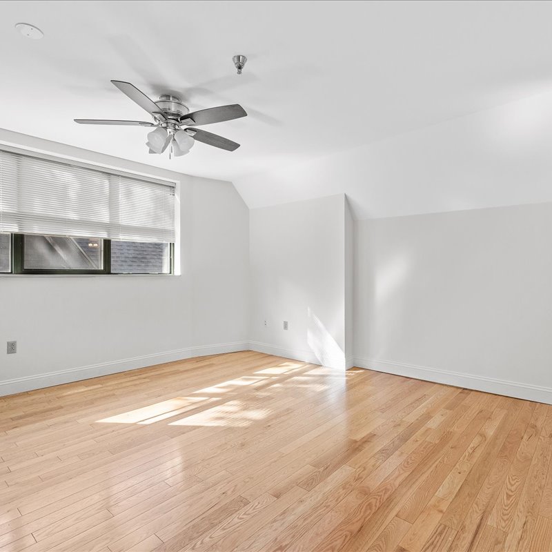 interior of Apt. 33