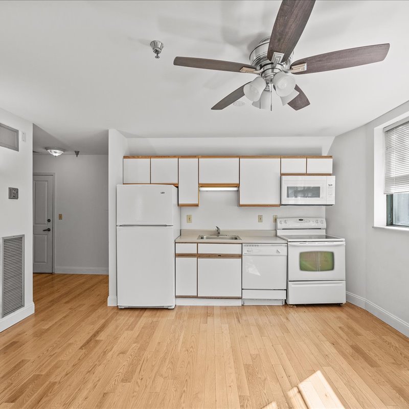 interior of Apt. 33