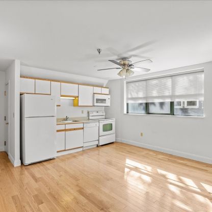 Apt. 33