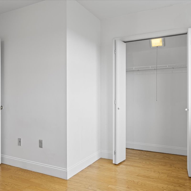 interior of Apt. 32