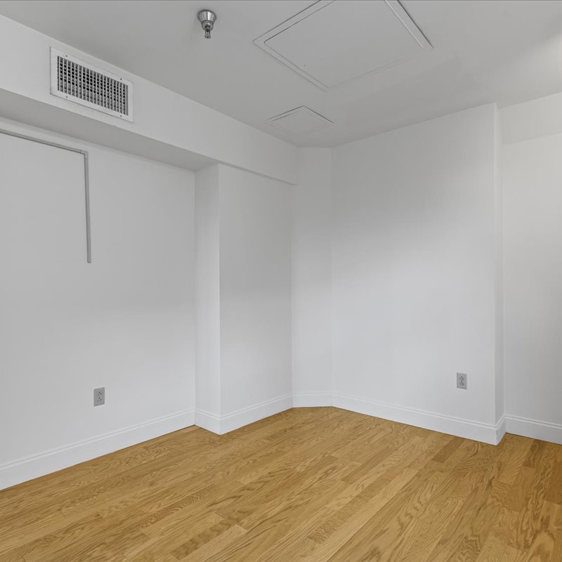 interior of Apt. 32
