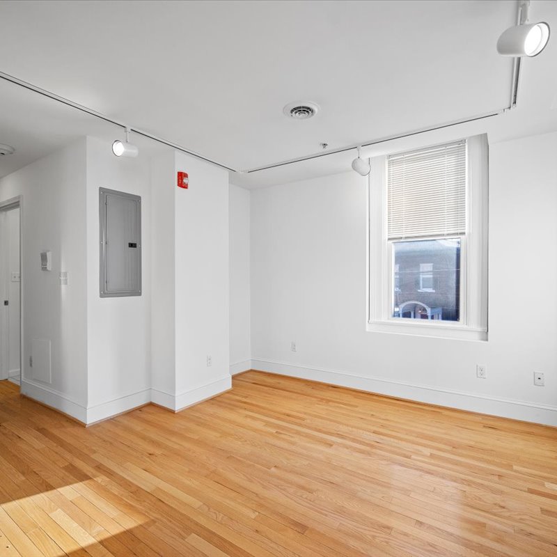 interior of Apt. 21
