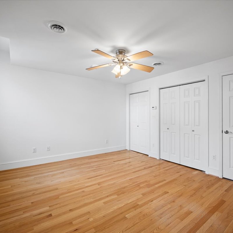 interior of Apt. 21