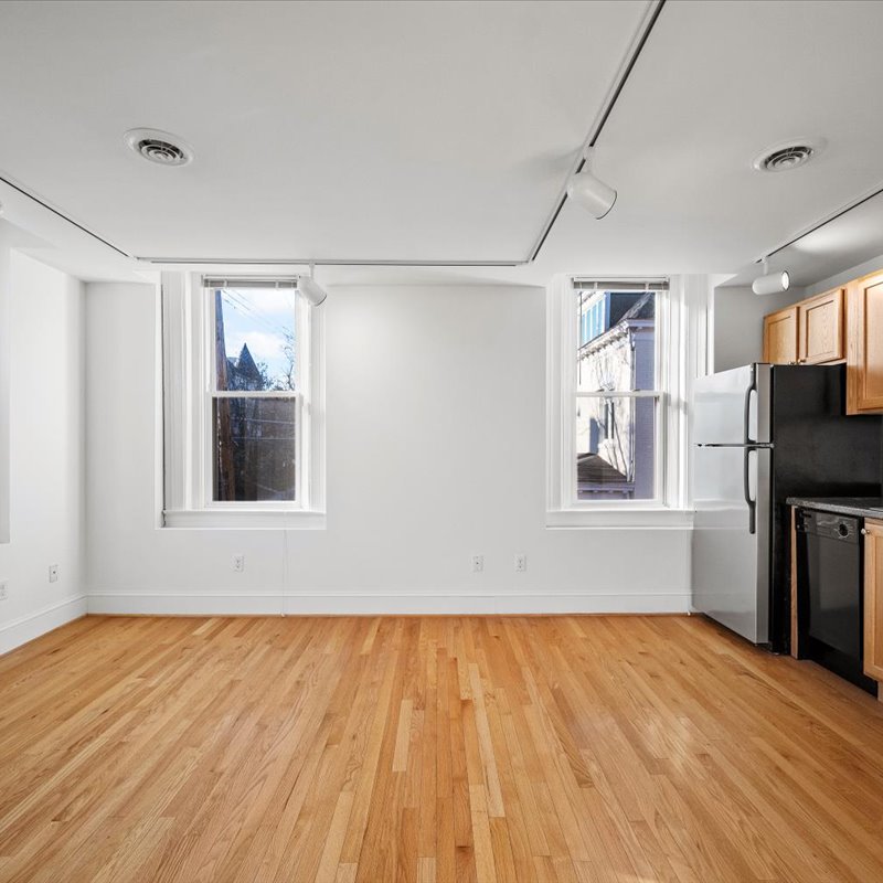 interior of Apt. 21