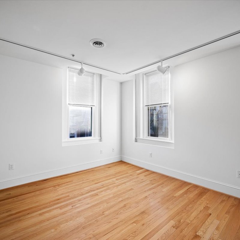 interior of Apt. 21