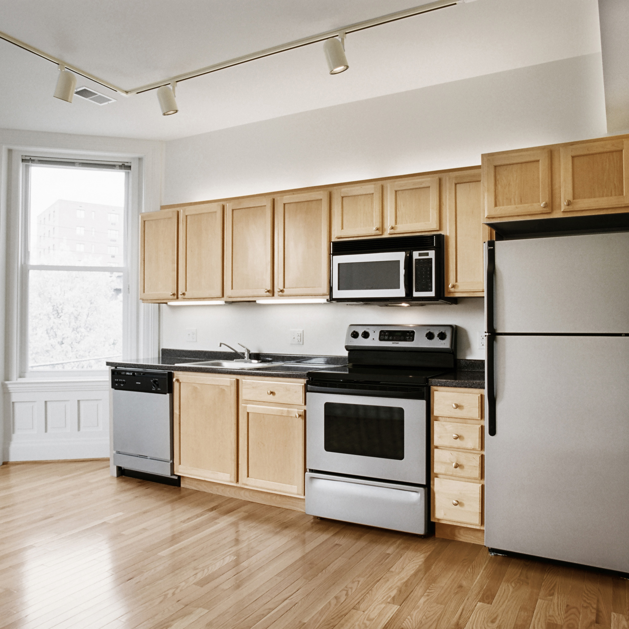 interior of Apt. 21