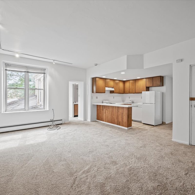 interior of Apt. 22