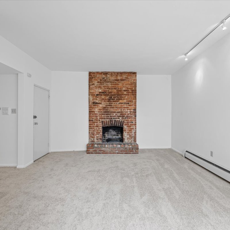 interior of Apt. 22