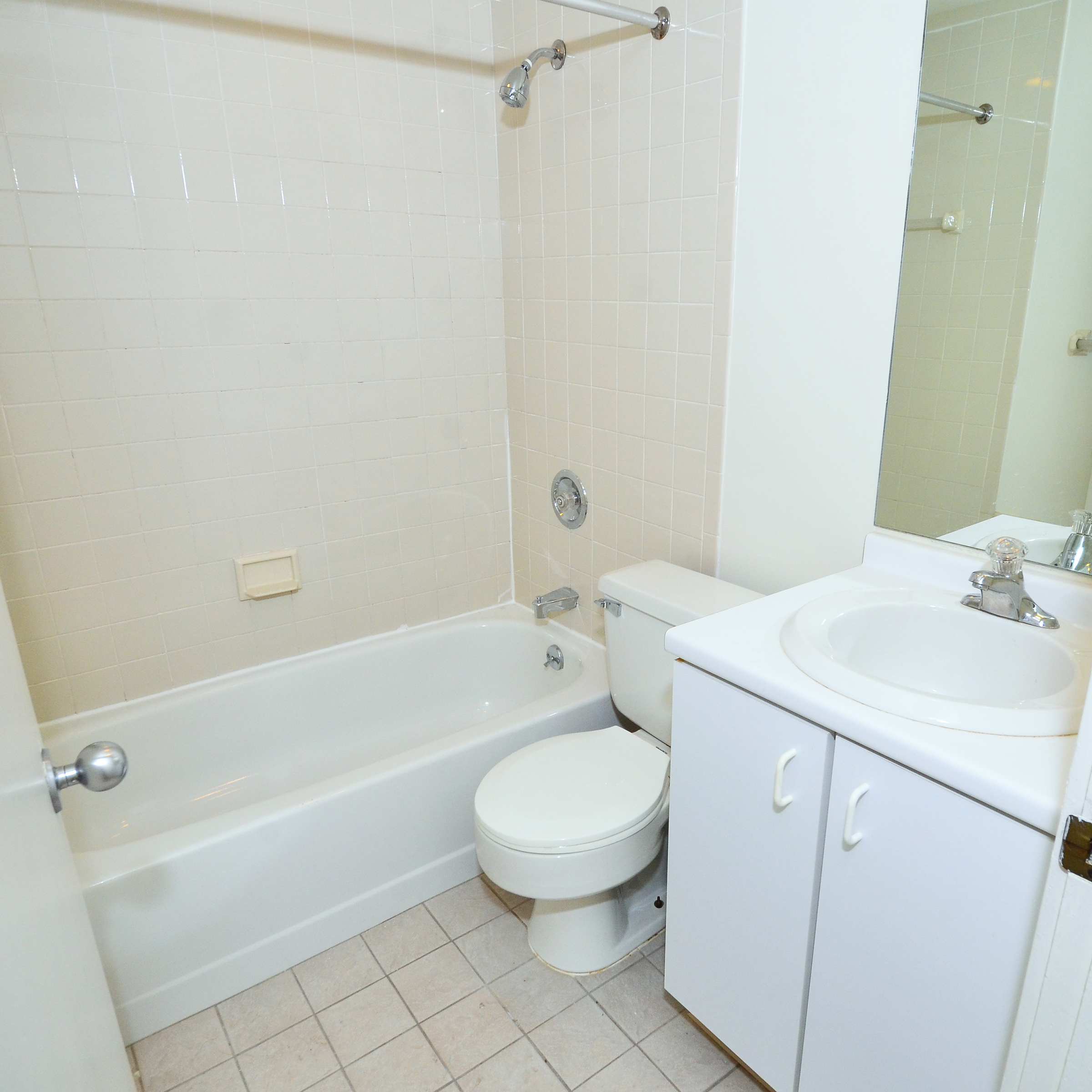 interior of Apt. 31