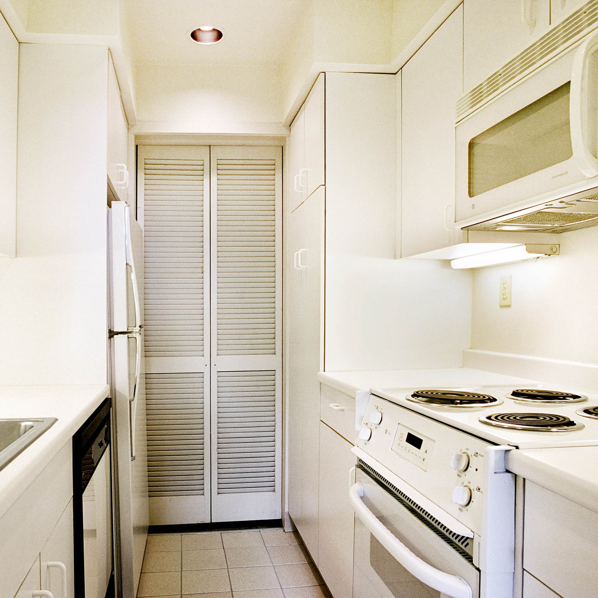 interior of Apt. 21