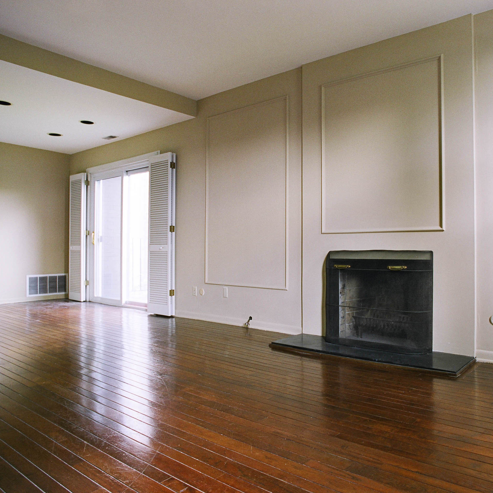 interior of Apt. 22