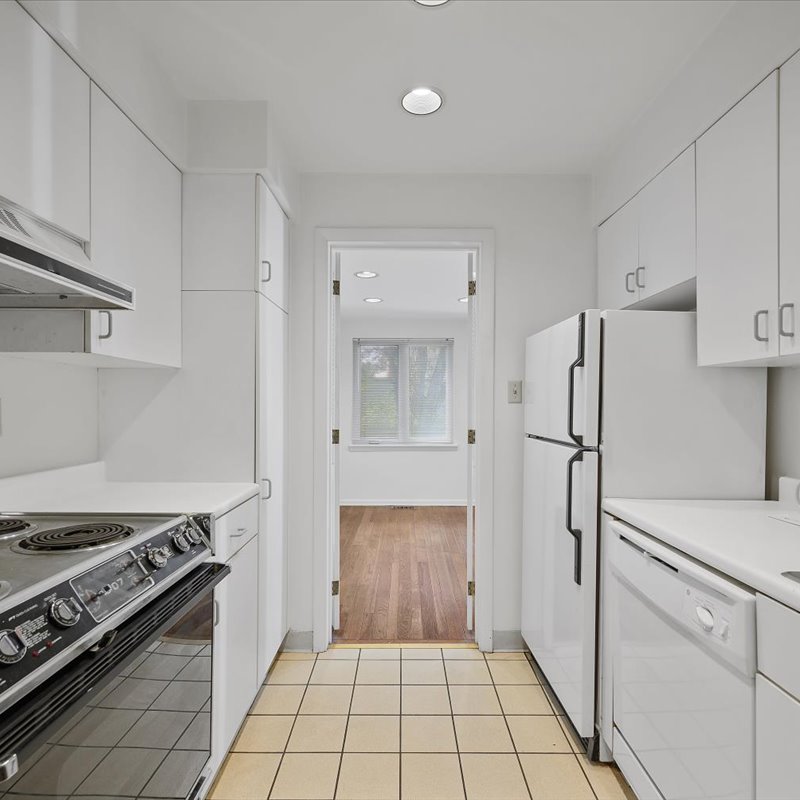 interior of Apt. 23