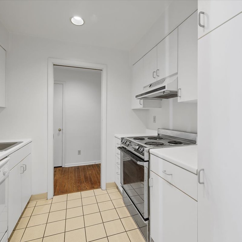 interior of Apt. 23