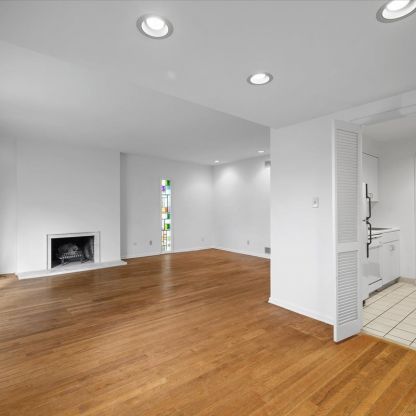 Apt. 23