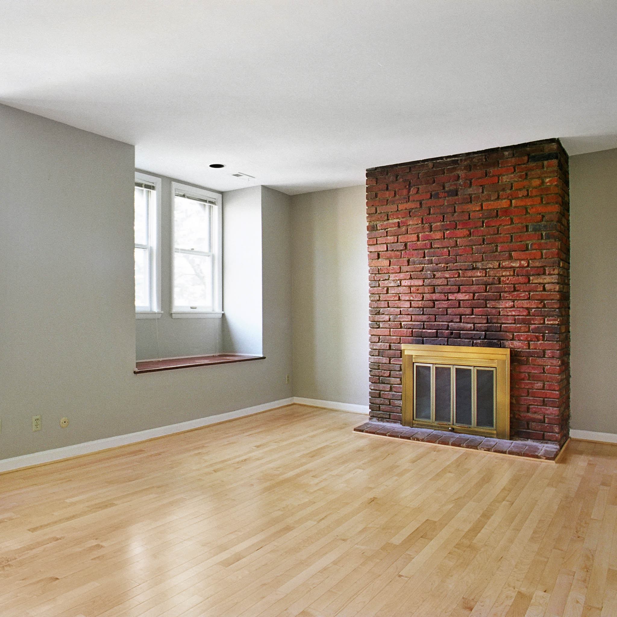 interior of Apt. 31